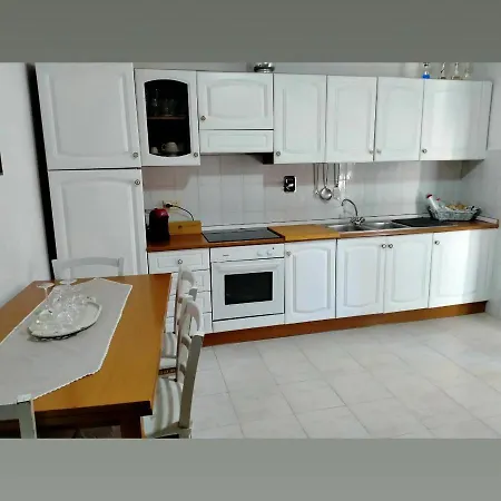 B&blavenza בית נופש קררה